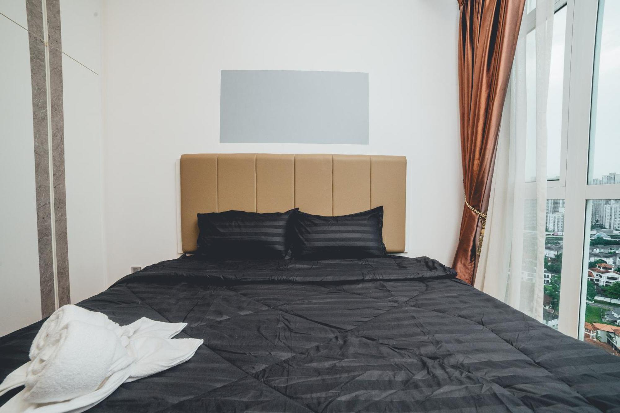 Paragon Residence 2Br4Pax Sleek Stay Nr Ciq Midvalley By Our Stay Johor Bahru Kültér fotó