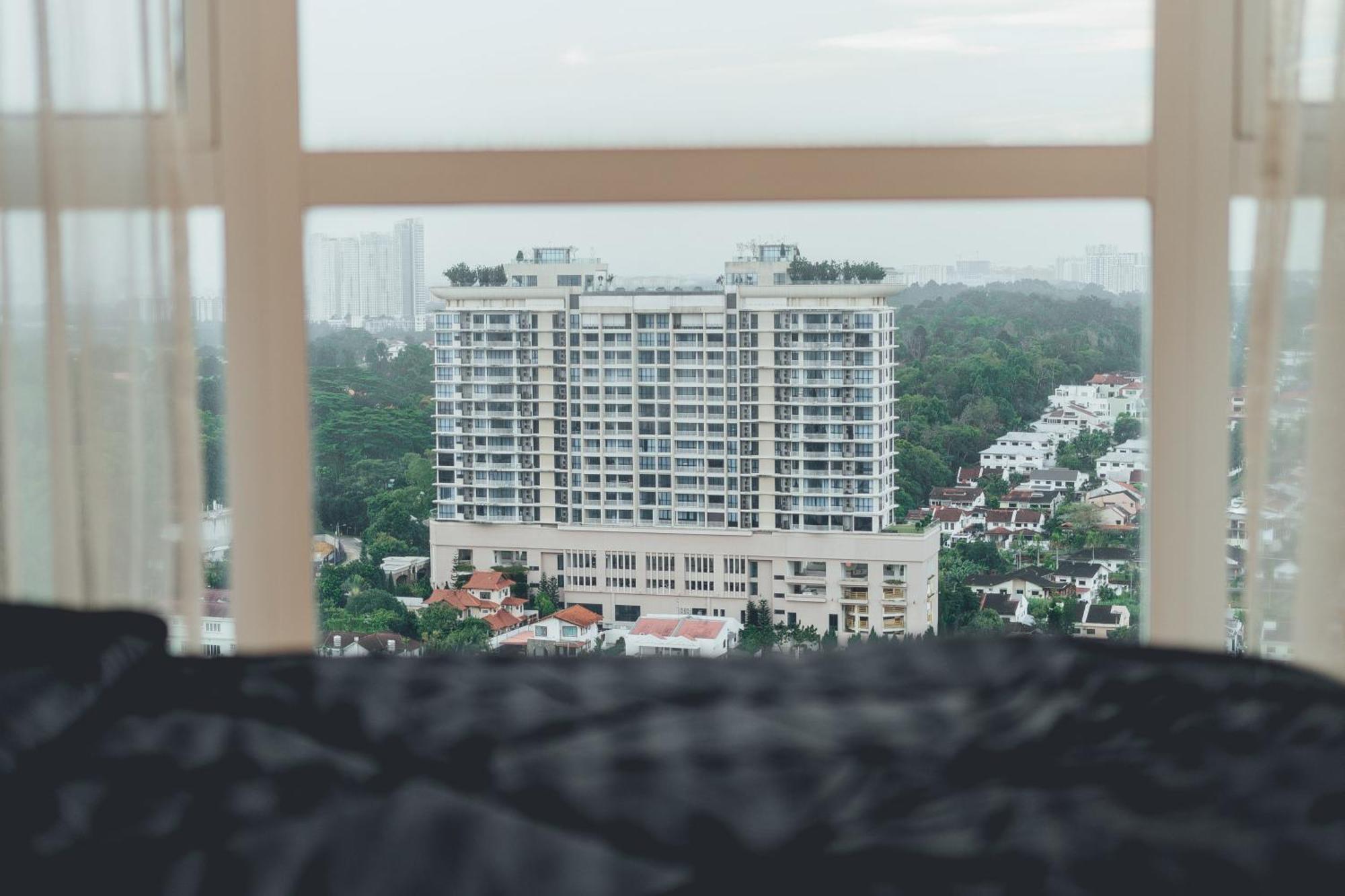 Paragon Residence 2Br4Pax Sleek Stay Nr Ciq Midvalley By Our Stay Johor Bahru Kültér fotó